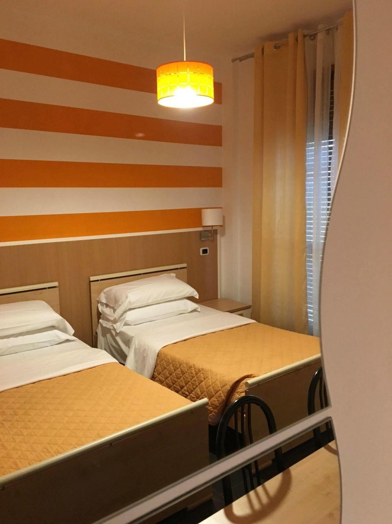Hotel Twelve Moncalieri